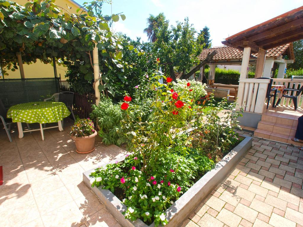 Apartman Brajdine 405 *