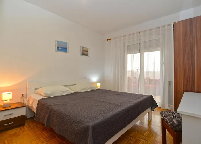 Apartment Brajdine 405